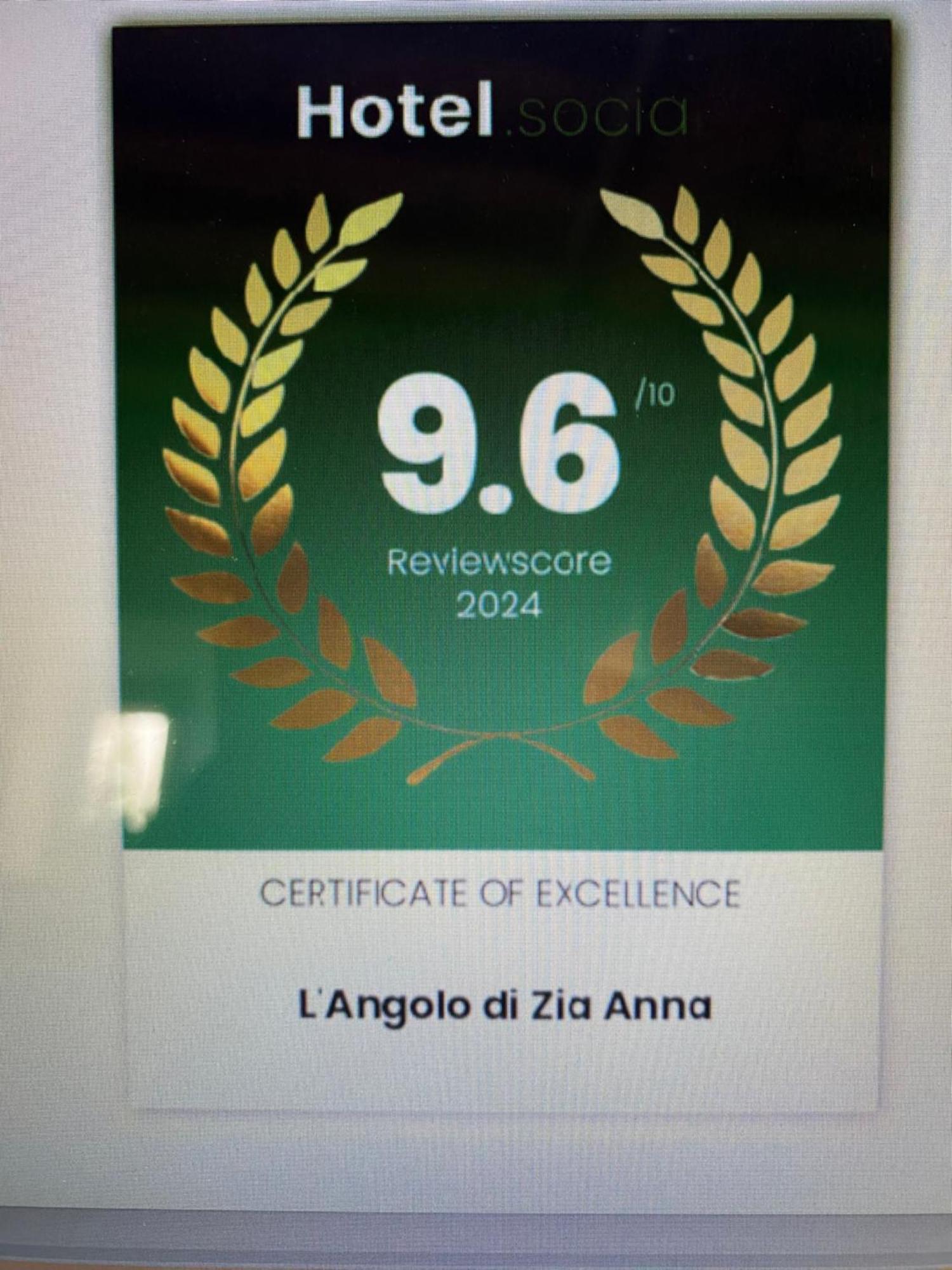 L'Angolo Di Zia Anna Montefalco Ngoại thất bức ảnh